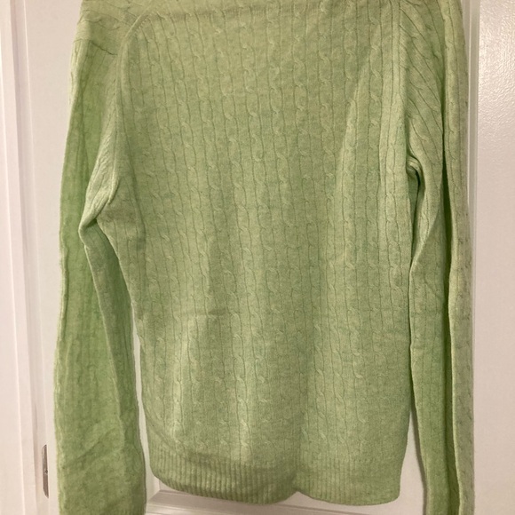Cashmere heathered  lime green V-Neck Knit Sweater - Picture 3 of 3